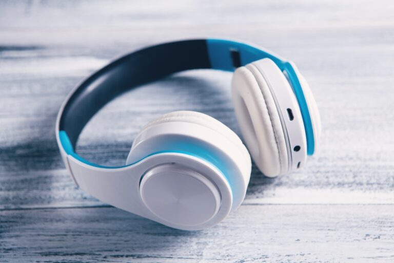 Top Five Tips for Choosing Your Perfect Headphones